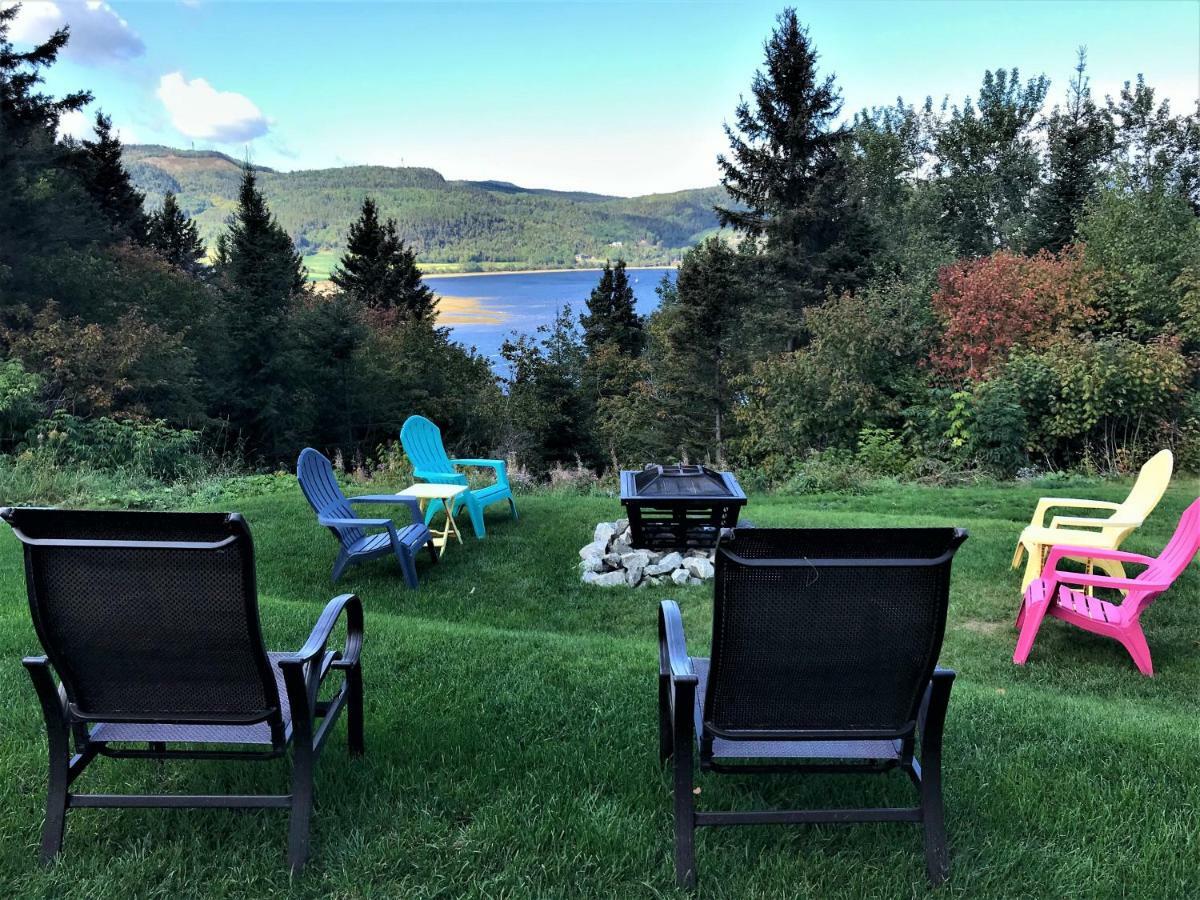 Apartmán Panoramique Du Fjord LʼAnse-Saint-Jean Exteriér fotografie