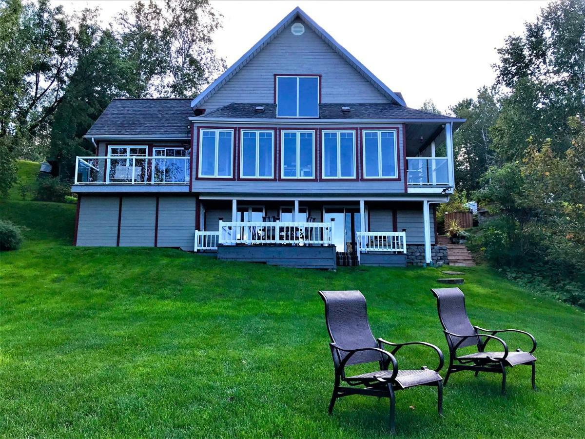 Apartmán Panoramique Du Fjord LʼAnse-Saint-Jean Exteriér fotografie