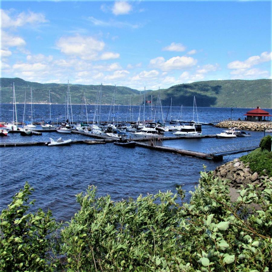 Apartmán Panoramique Du Fjord LʼAnse-Saint-Jean Exteriér fotografie